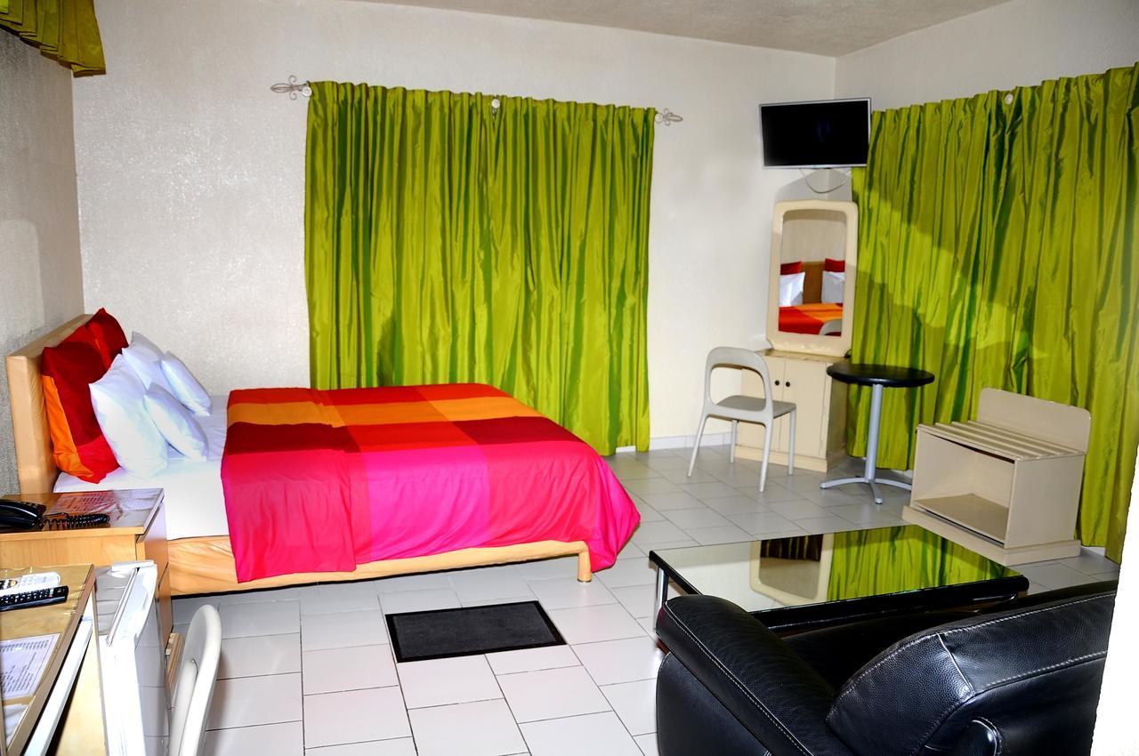 Hotel Saint Thomas Lomé Eksteriør bilde