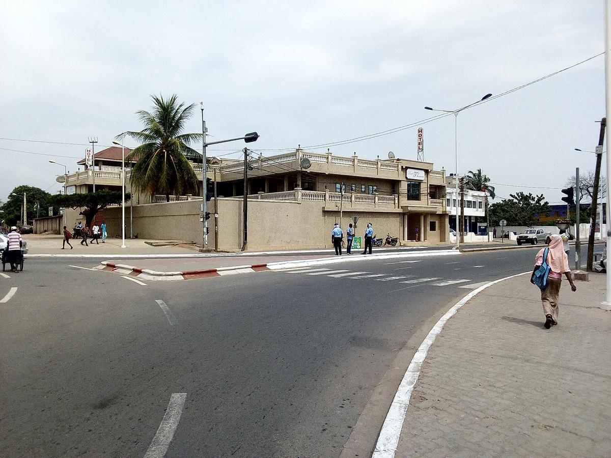 Hotel Saint Thomas Lomé Eksteriør bilde
