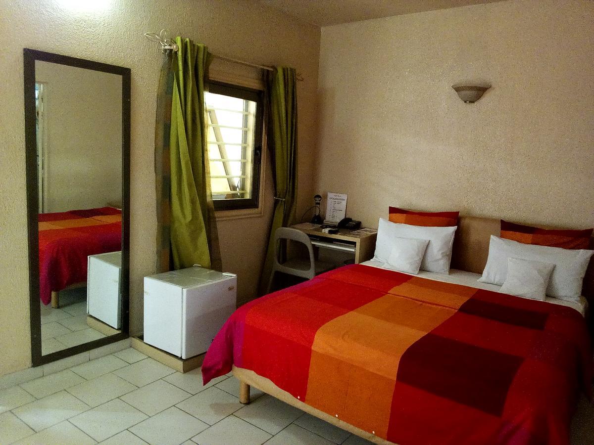 Hotel Saint Thomas Lomé Eksteriør bilde