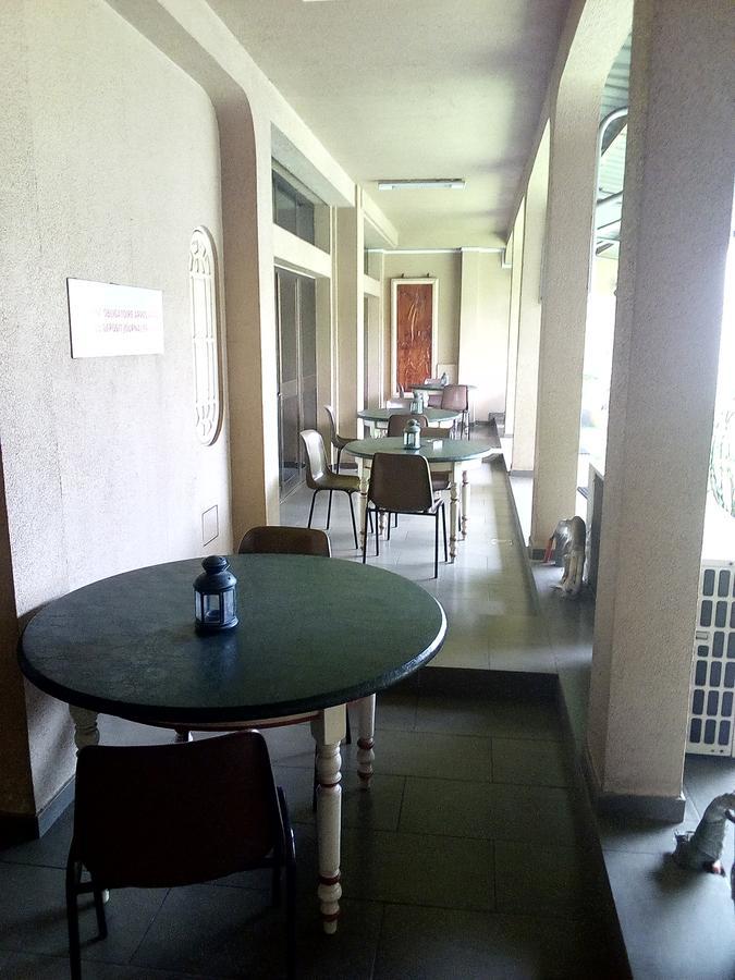 Hotel Saint Thomas Lomé Eksteriør bilde