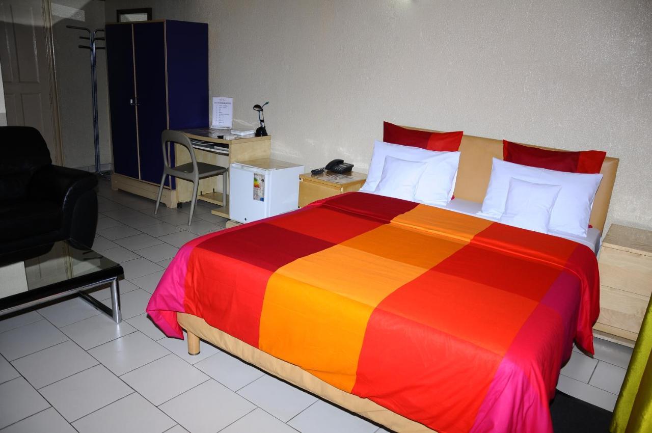 Hotel Saint Thomas Lomé Eksteriør bilde